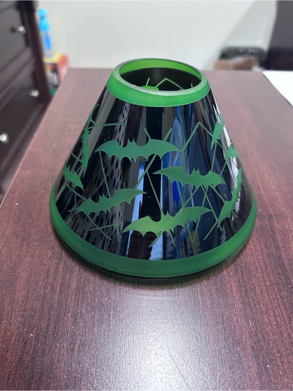 Yankee Candle Black Glass Shade with Green Bat Motif